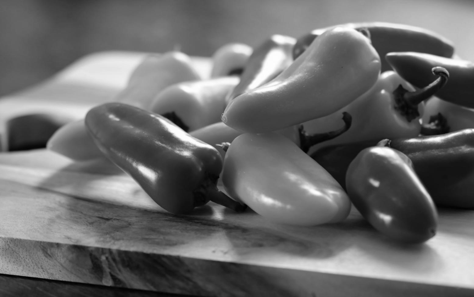 Artistic food presentation with color theory application